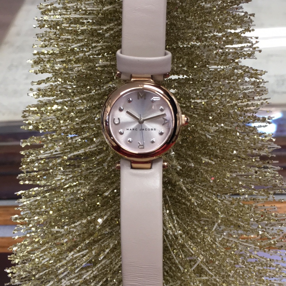 Authentic rose gold Marc Jacobs watch